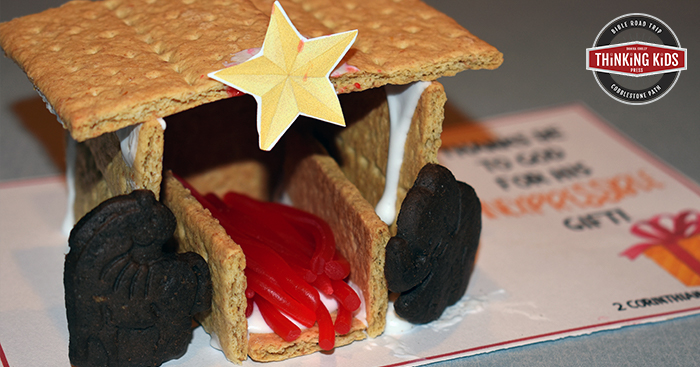 Easy Graham Cracker Nativity Scene